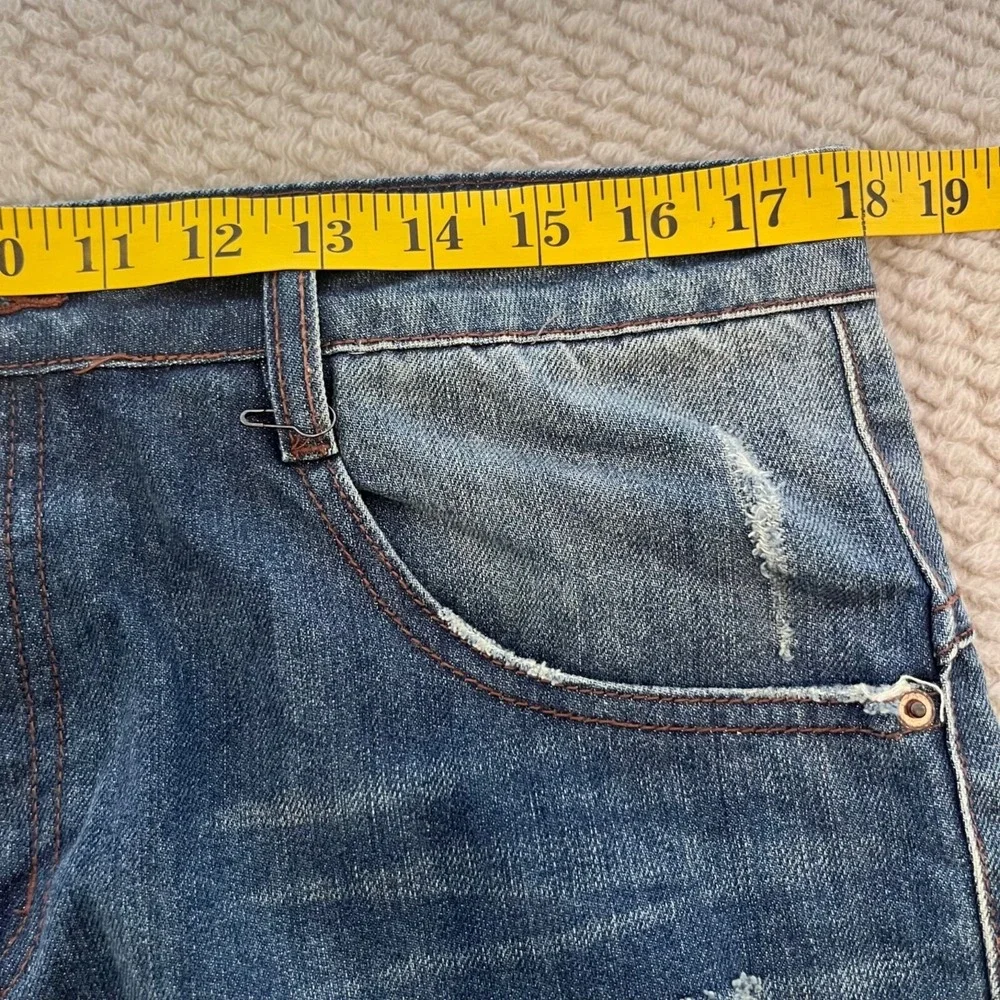 Forever‎ 21 Premium Denim Jeans Women Blue Distressed Ripped High Rise Size 30